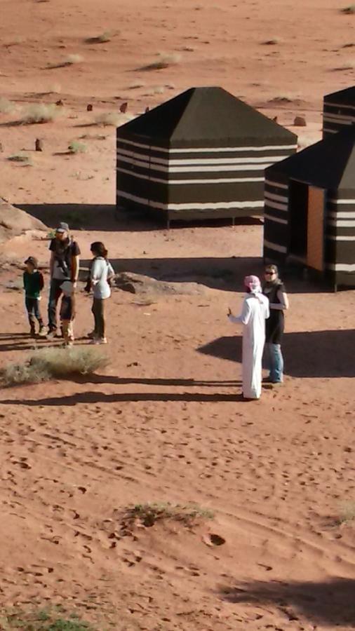 Rumshines Camp Wadi Rum Eksteriør billede