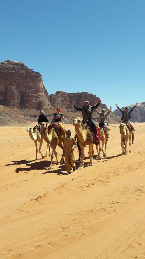 Rumshines Camp Wadi Rum Eksteriør billede