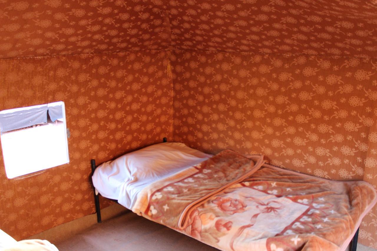 Rumshines Camp Wadi Rum Eksteriør billede