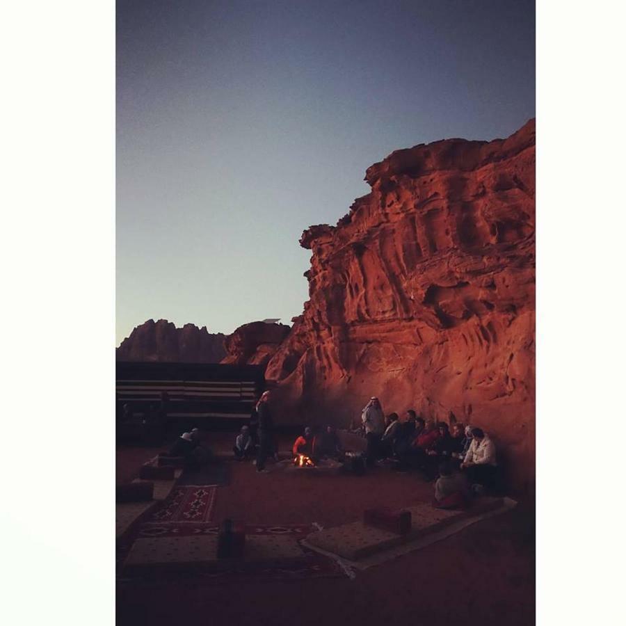 Rumshines Camp Wadi Rum Eksteriør billede